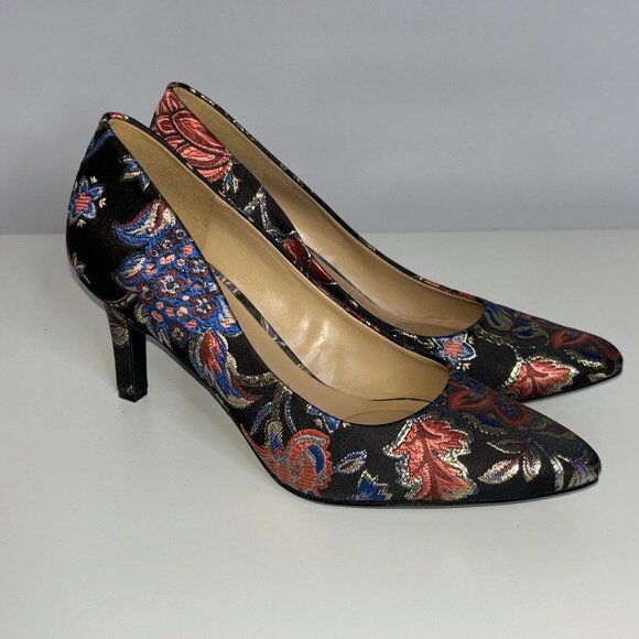 NATURALIZER high heel floral shoe size 7 - Picture 2 of 4